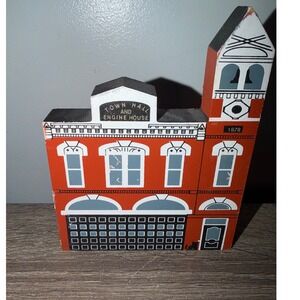 The Cat's Meow Village Medina Firehouse 1990 Series VIII Wood Block Decor